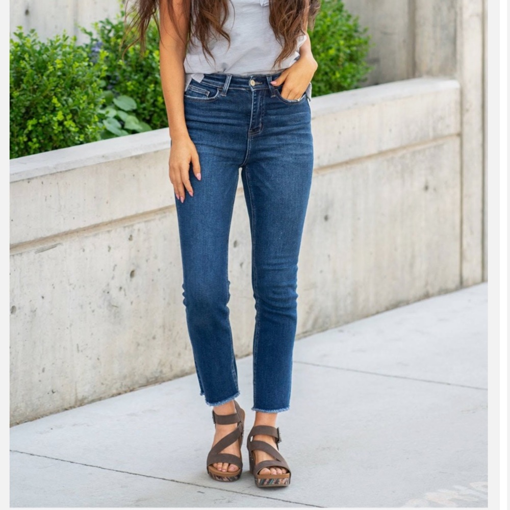 Vervet Blue Growing Light Super High Rise Slim Straight Jeans